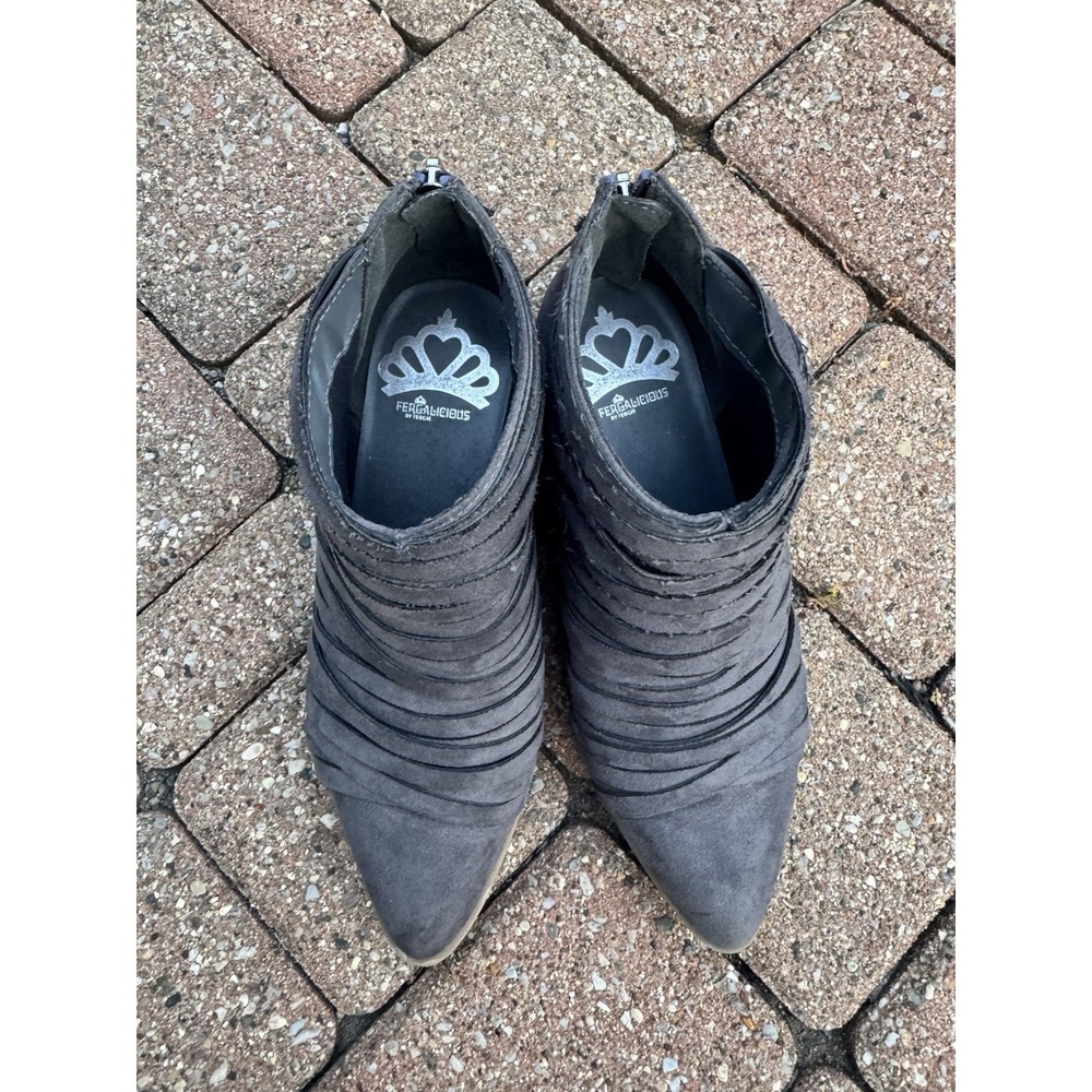 Fergalicious Iggy Ankle Bootie suede grey size 6 Fall Trendy - Picture 2 of 8